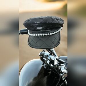 Elegant Black Quilted Women's Hat with Pearl Detail